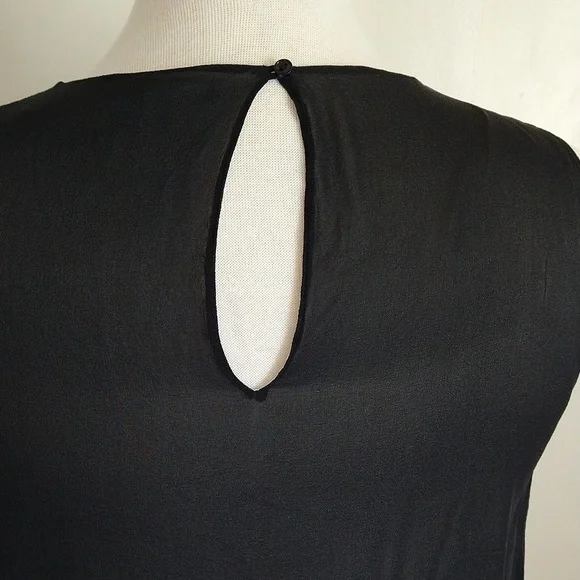 Vince black silk tank top - Picture 3 of 11